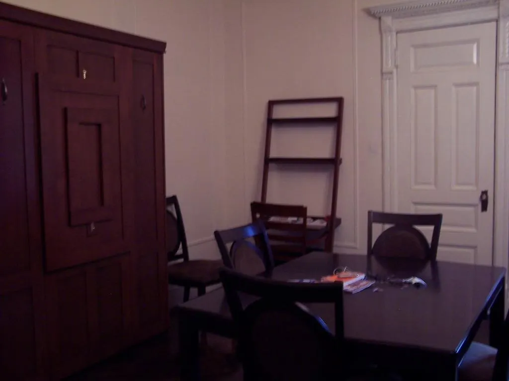 Brownstone Bed And No Breakfast Διαμέρισμα Νέα Υόρκη 0*,