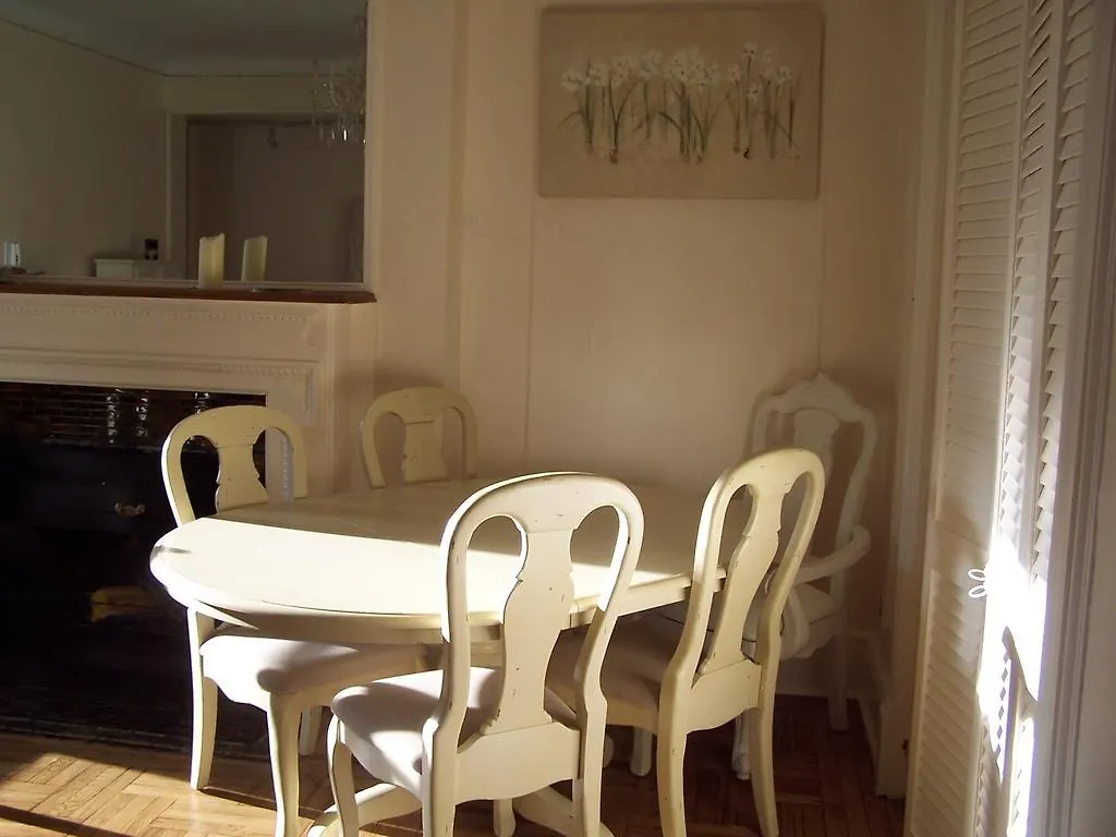 Ferienwohnung Brownstone Bed And No Breakfast New York USA
